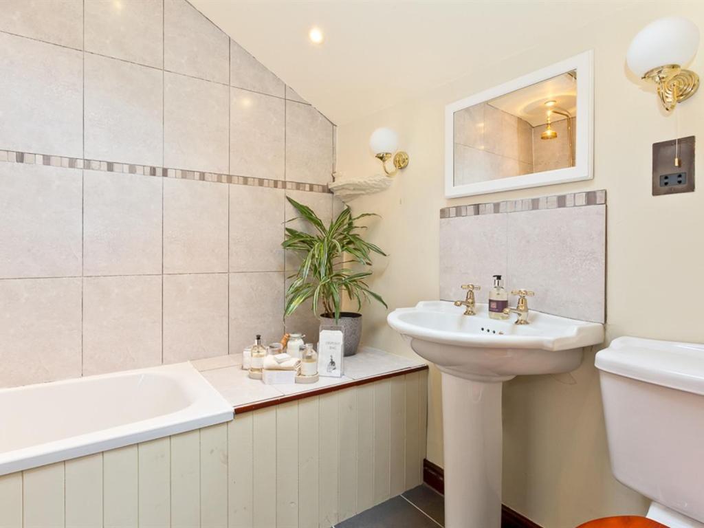 Waterwheel Guesthouse Ambleside Esterno foto