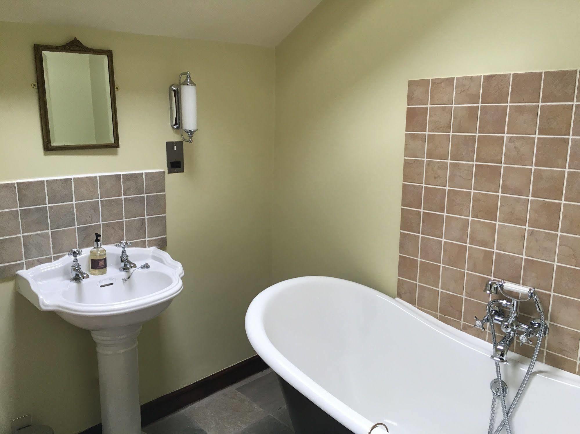 Waterwheel Guesthouse Ambleside Esterno foto